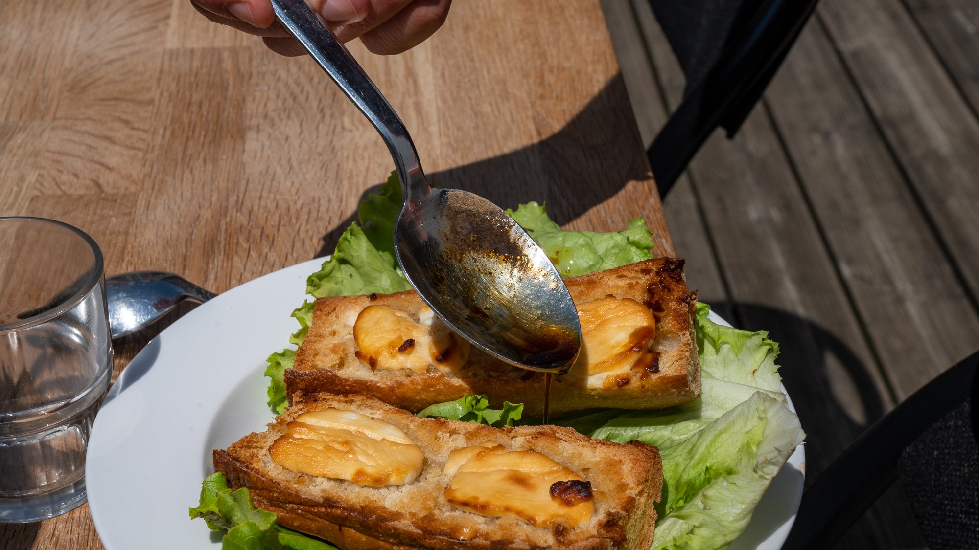 Salade de chèvres chauds au miel