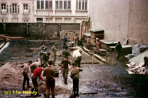 Janvier 1964 : construction d'un local pour les 'rangers'