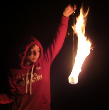 Chaînes de feu (bolas enflammées)