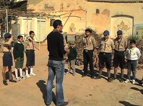 La Libye effondrée, les scouts de Benghazi agissent