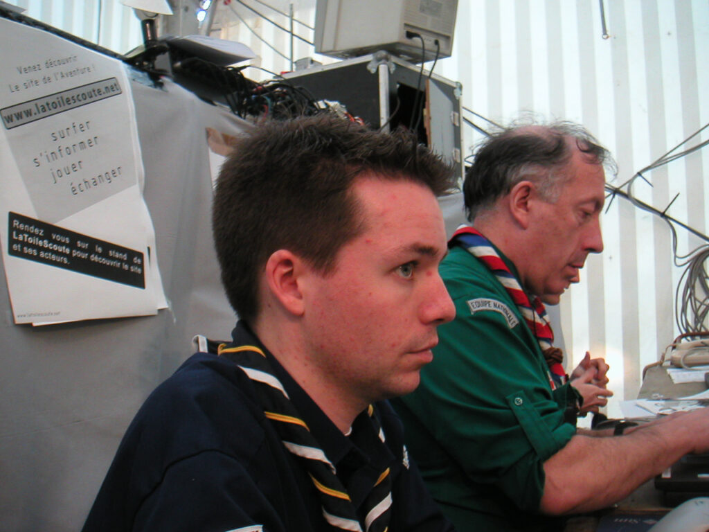 ag2003-006.jpg