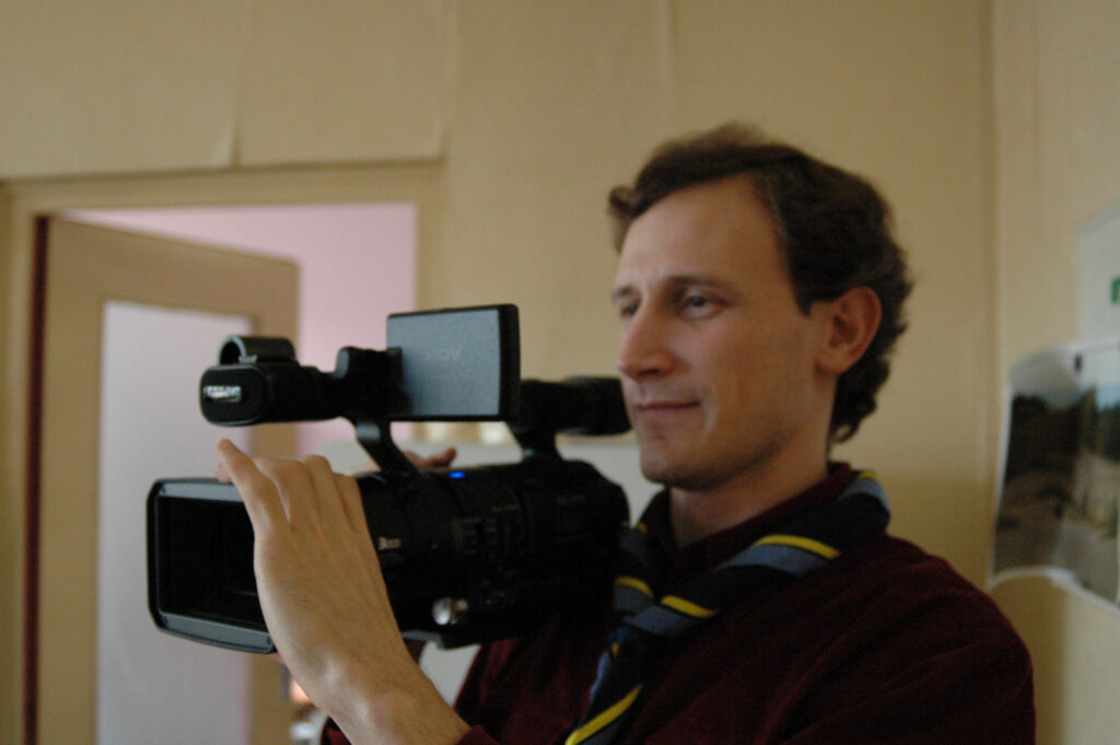 ag2005-003.jpg